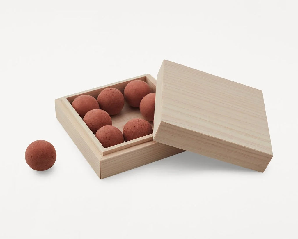 Gift Box: Frama – From Soil To Form – Deep Forest Oil