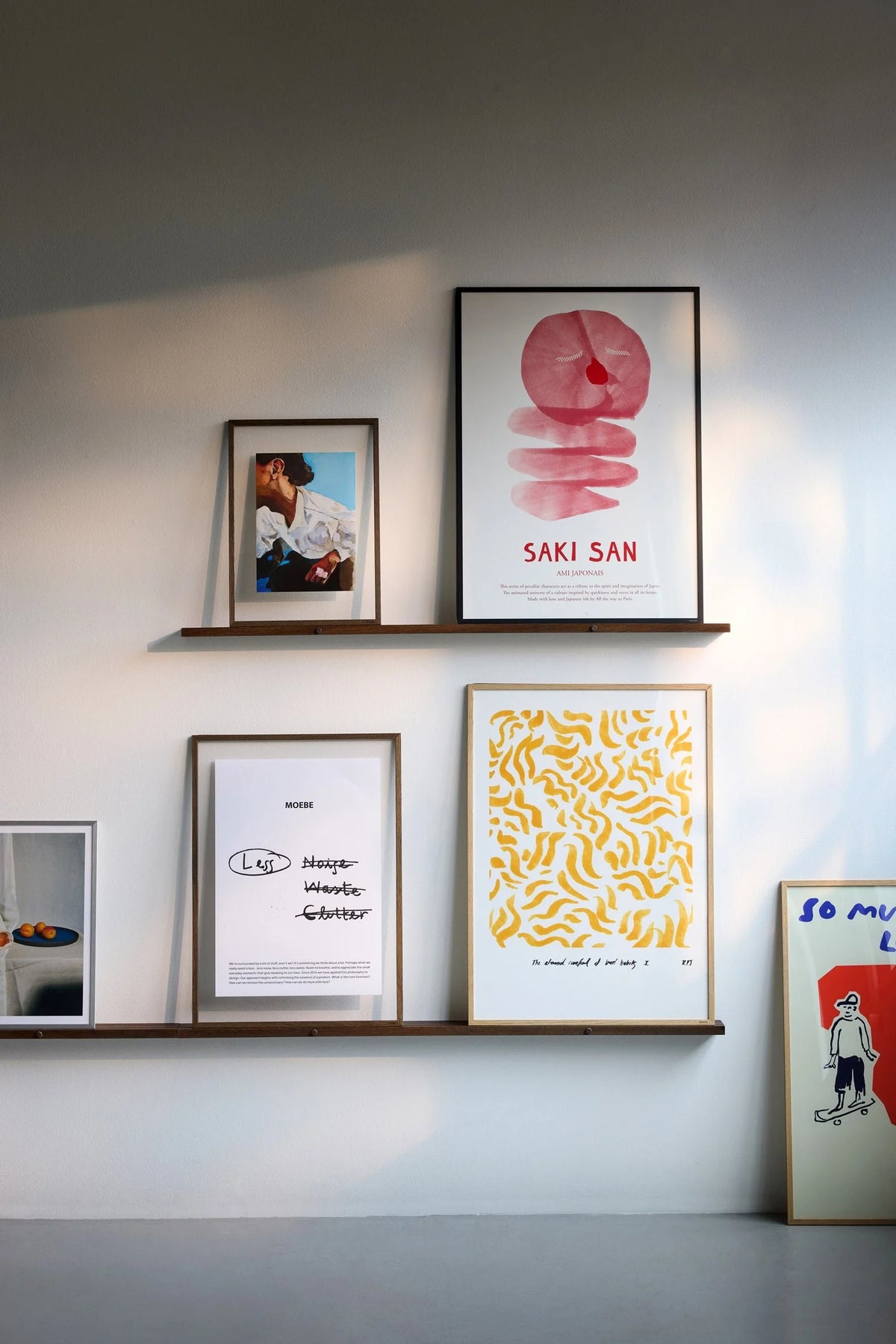 MOEBE – Gallery Shelf