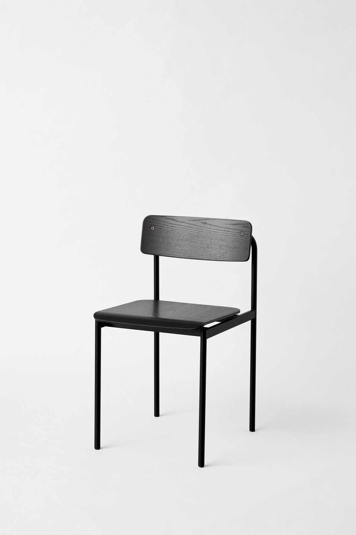 MOEBE – Offset Chair