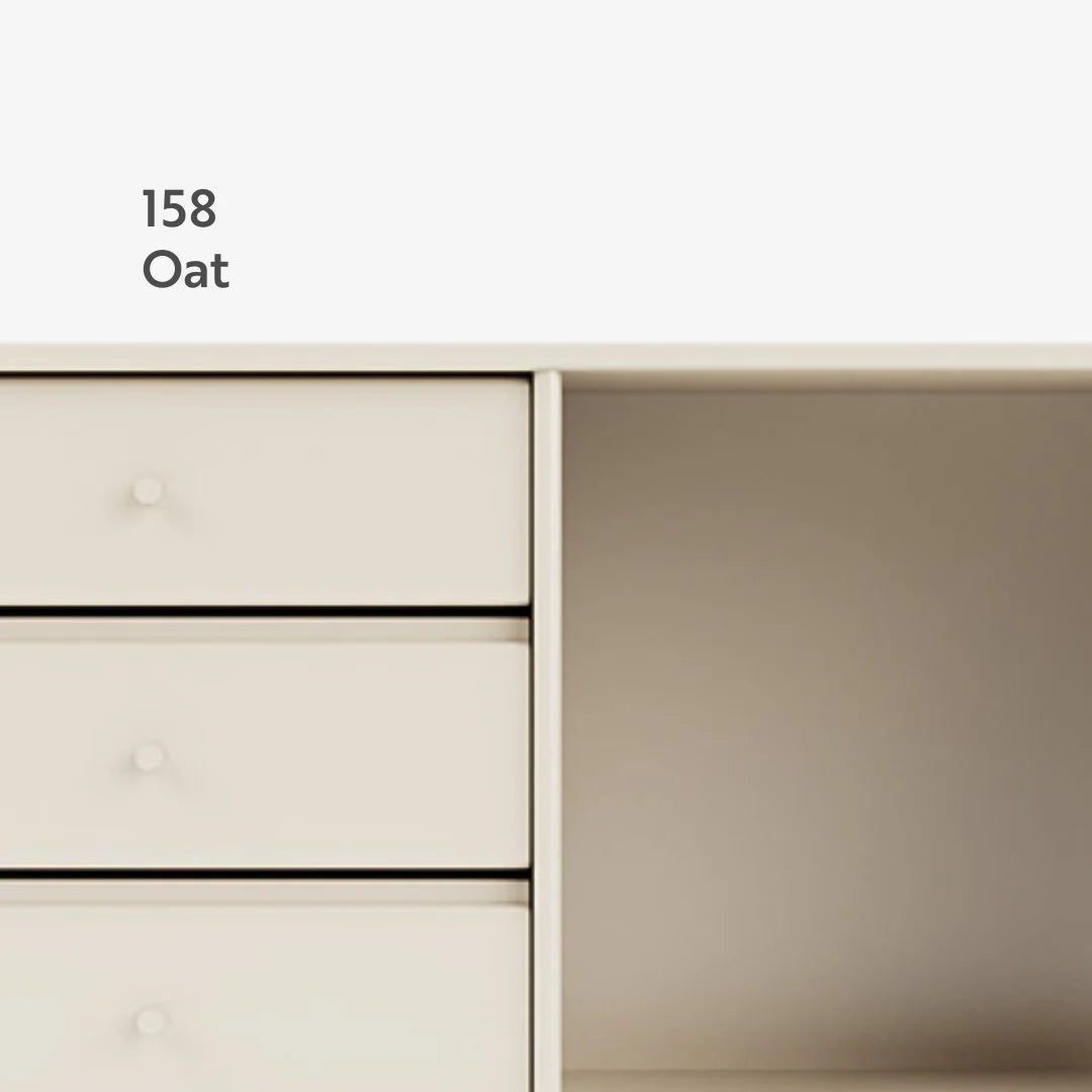 Montana – Studio Secretary