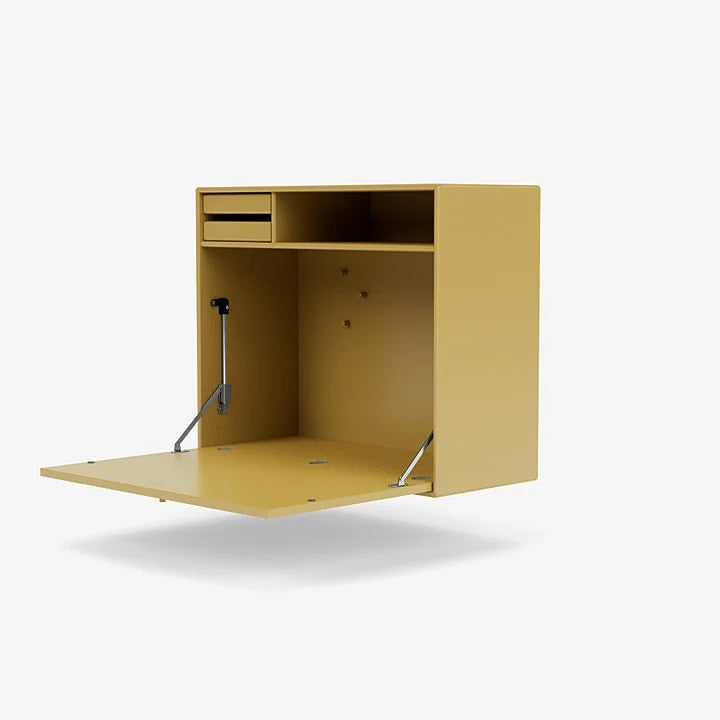 Montana | Studio secretary