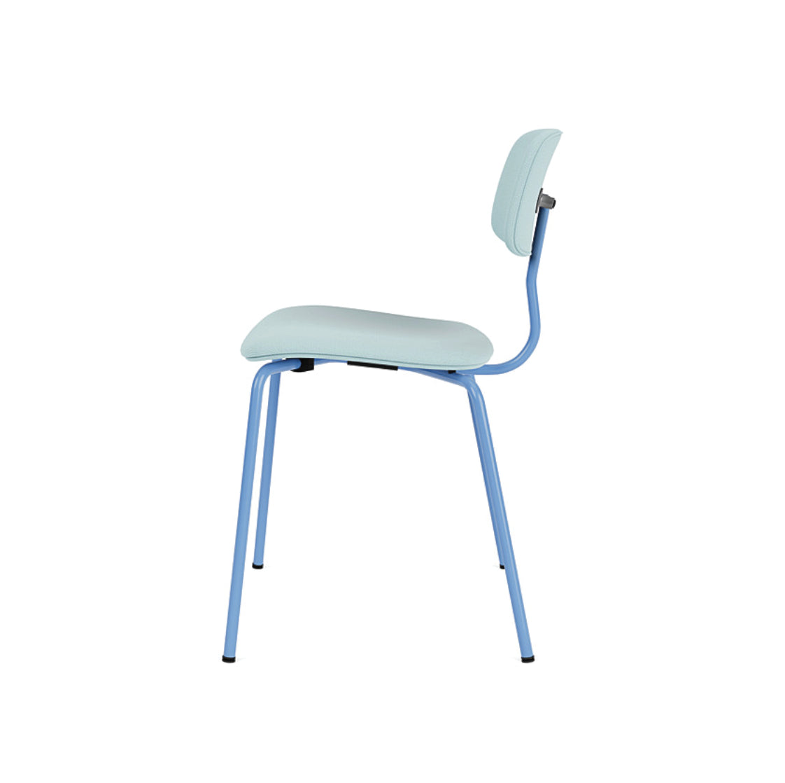 Montana – Montana Kevi 2060 Chair Steelcut 820 + 154 Azure