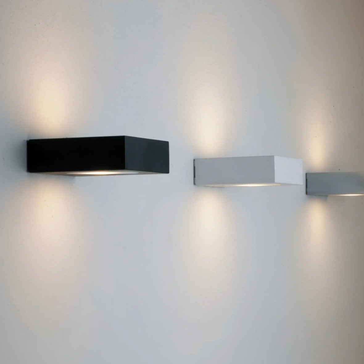 Nemo – Fix Wall White