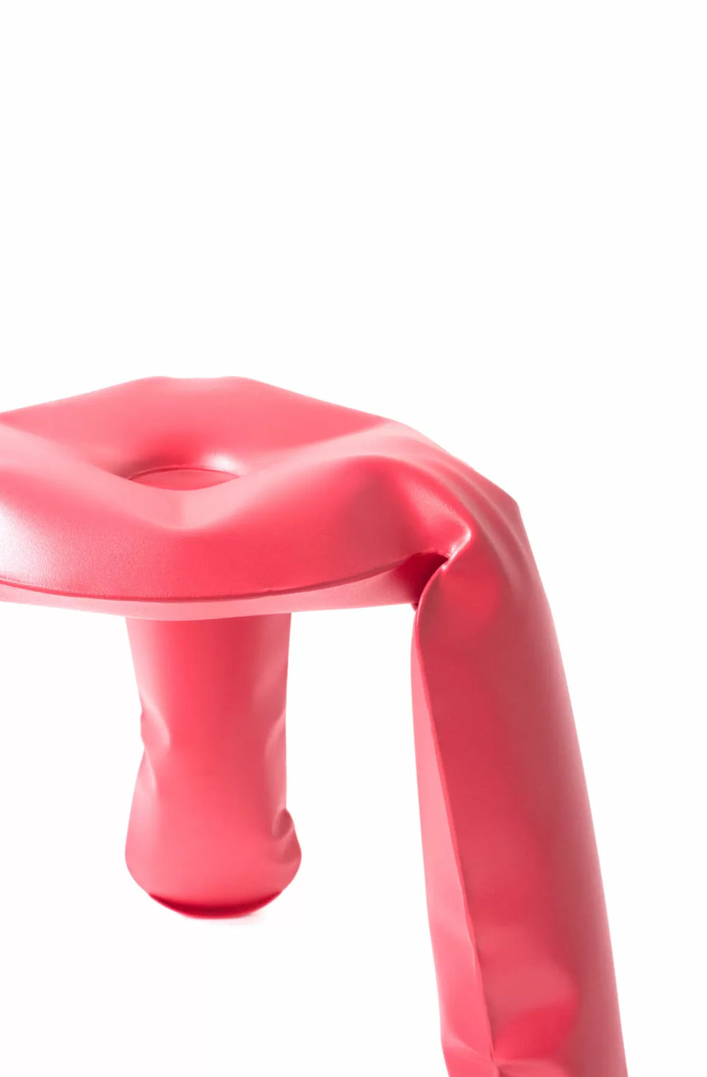 Zieta – Plopp Mini Stool – Strawberry Red Matt