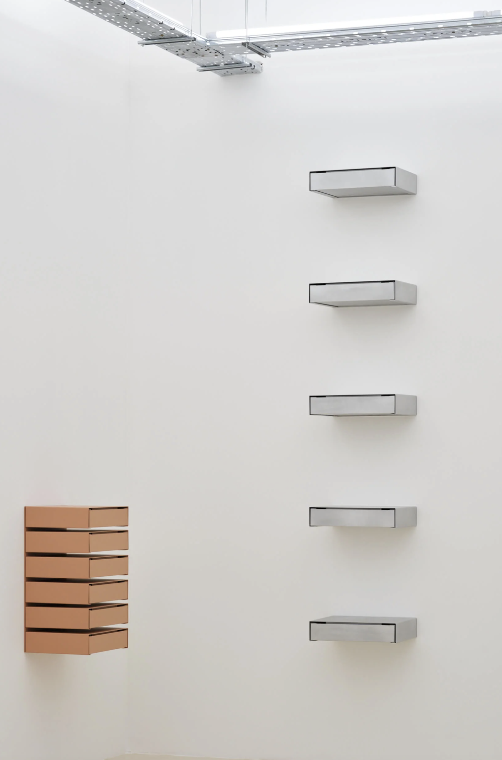 UTIL – KGT Wall Mounted Drawer 1