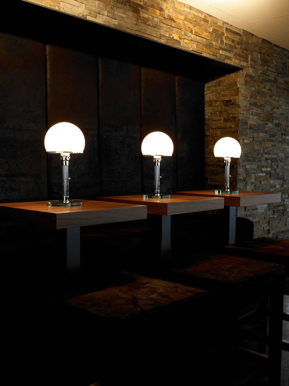 Tecnolumen – WG 25 GL Table Lamp