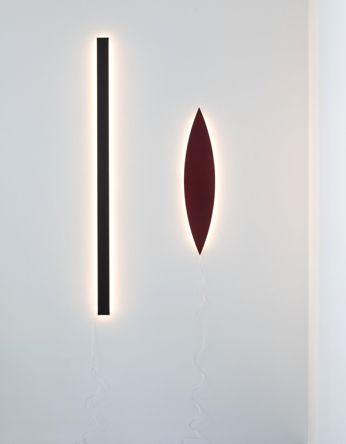 Valerie Objects – Wall Lamp Black Tramonto 03