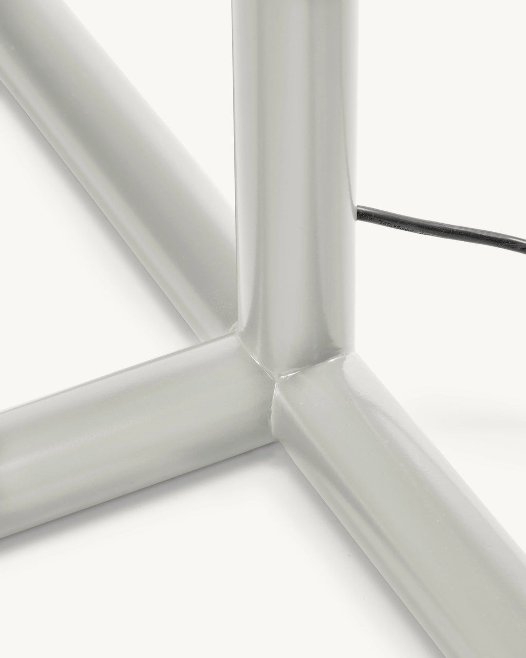 Valerie Objects – Floor Lamp White La Uno Bianca