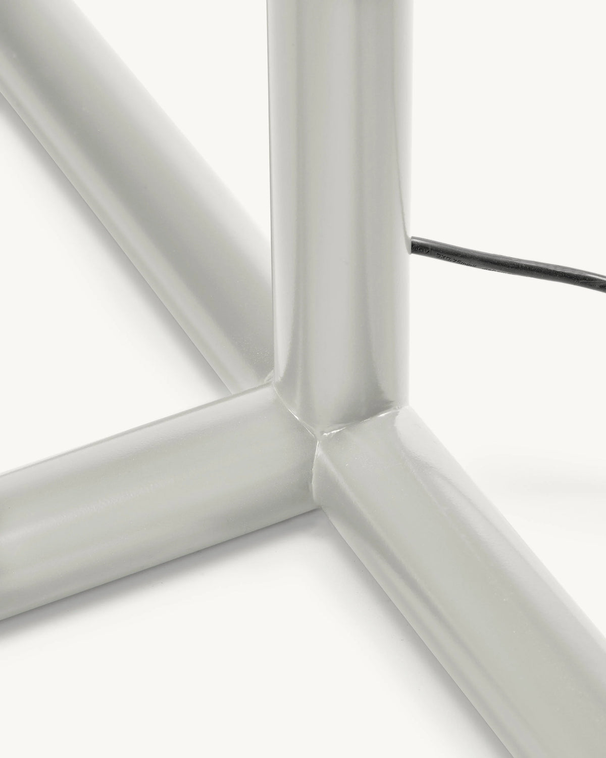 Valerie Objects – Floor Lamp White La Uno Bianca