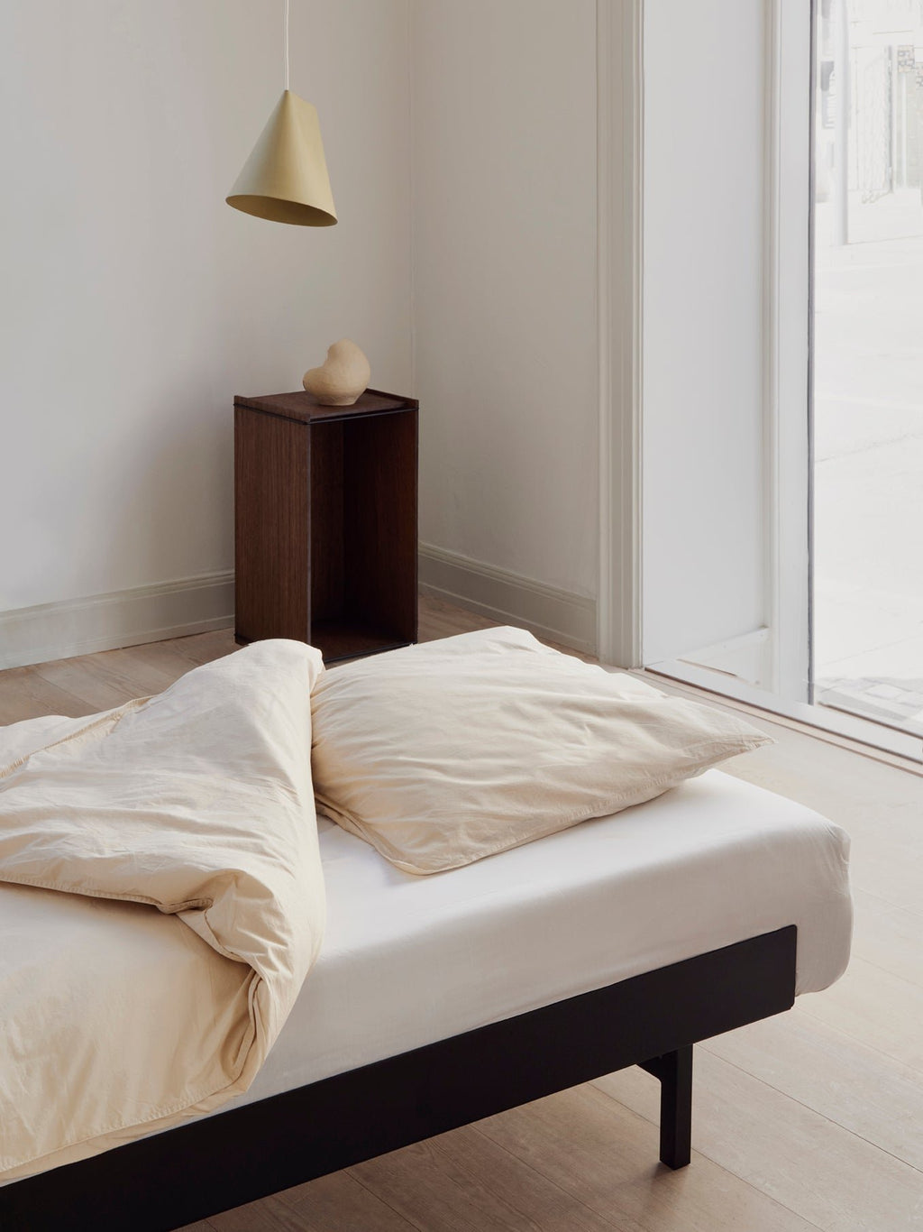 MOEBE – Bed 90 cm