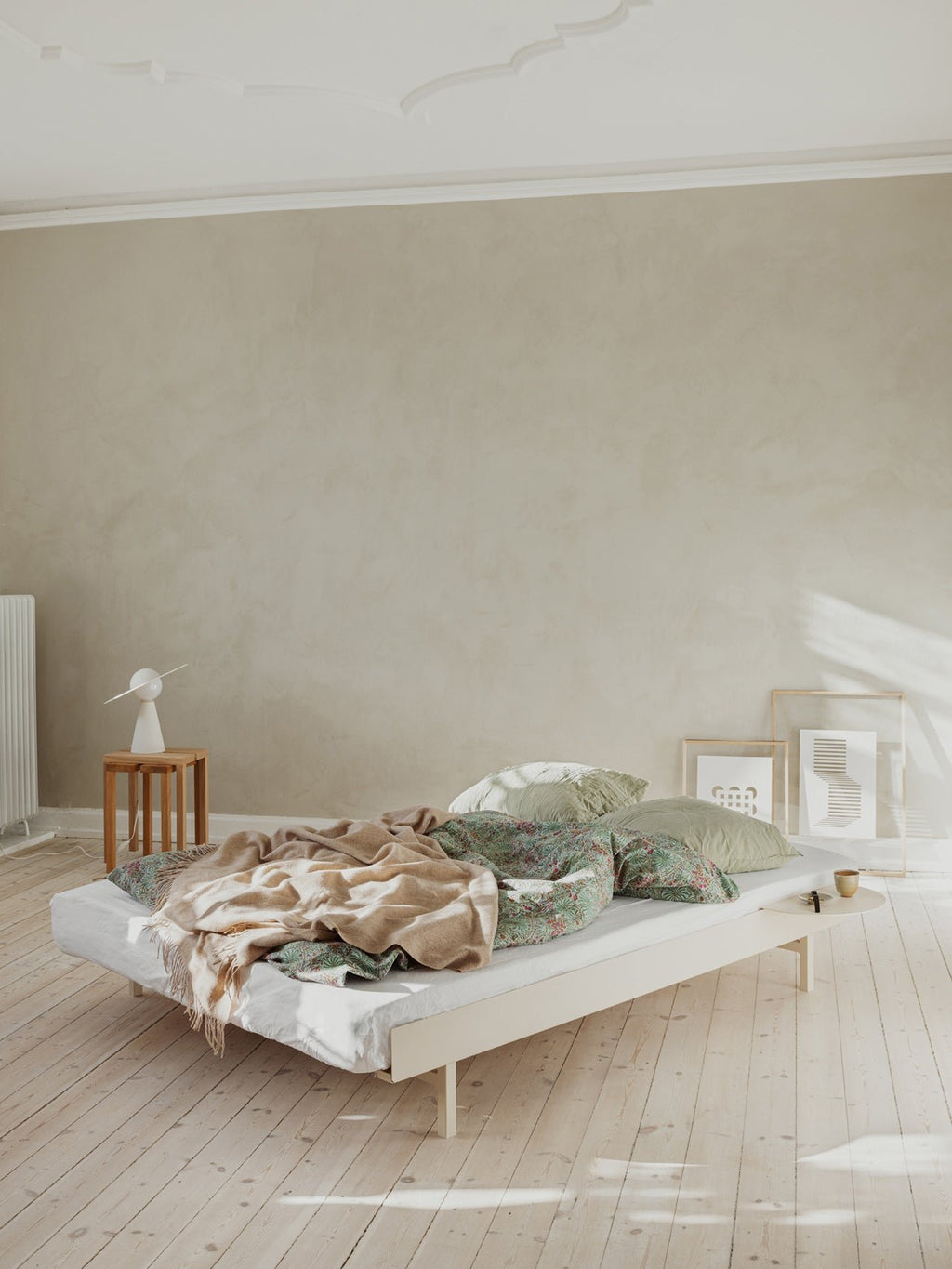 MOEBE – Bed 90 – 180 cm (Low)