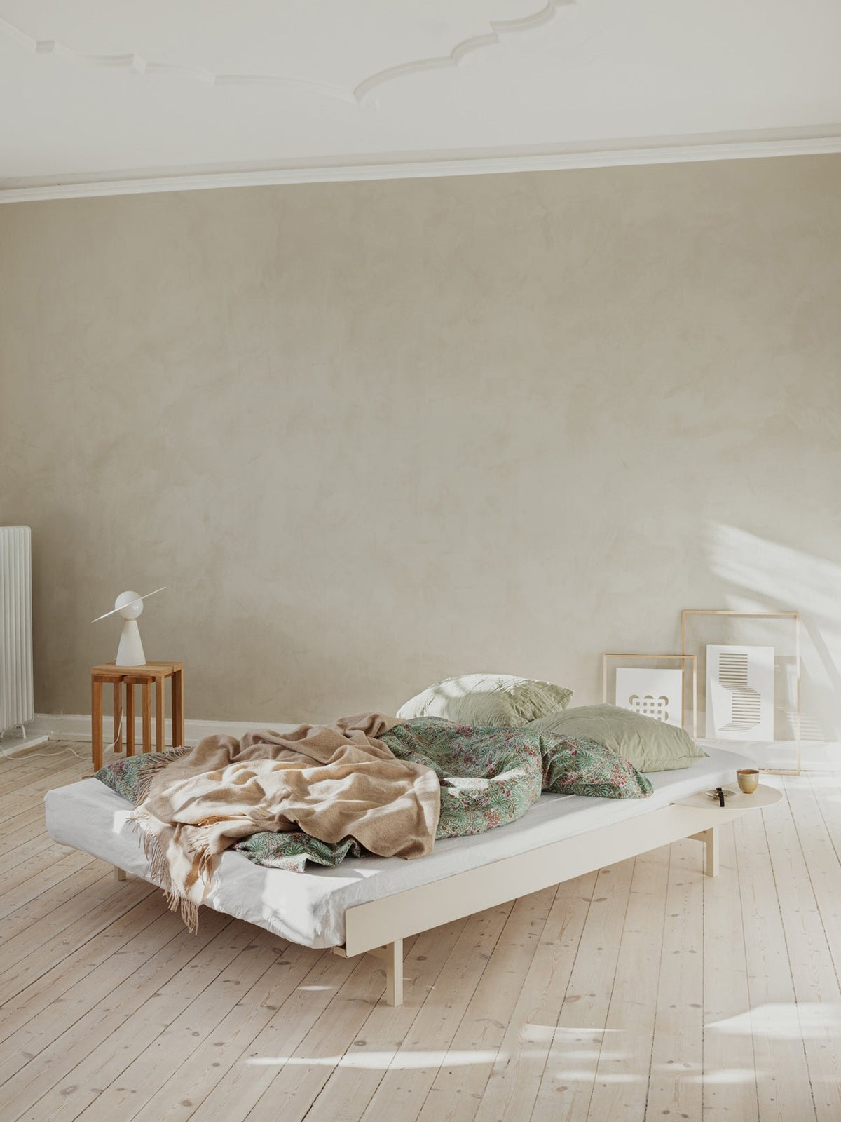 MOEBE – Bed 90 – 180 cm (Low)