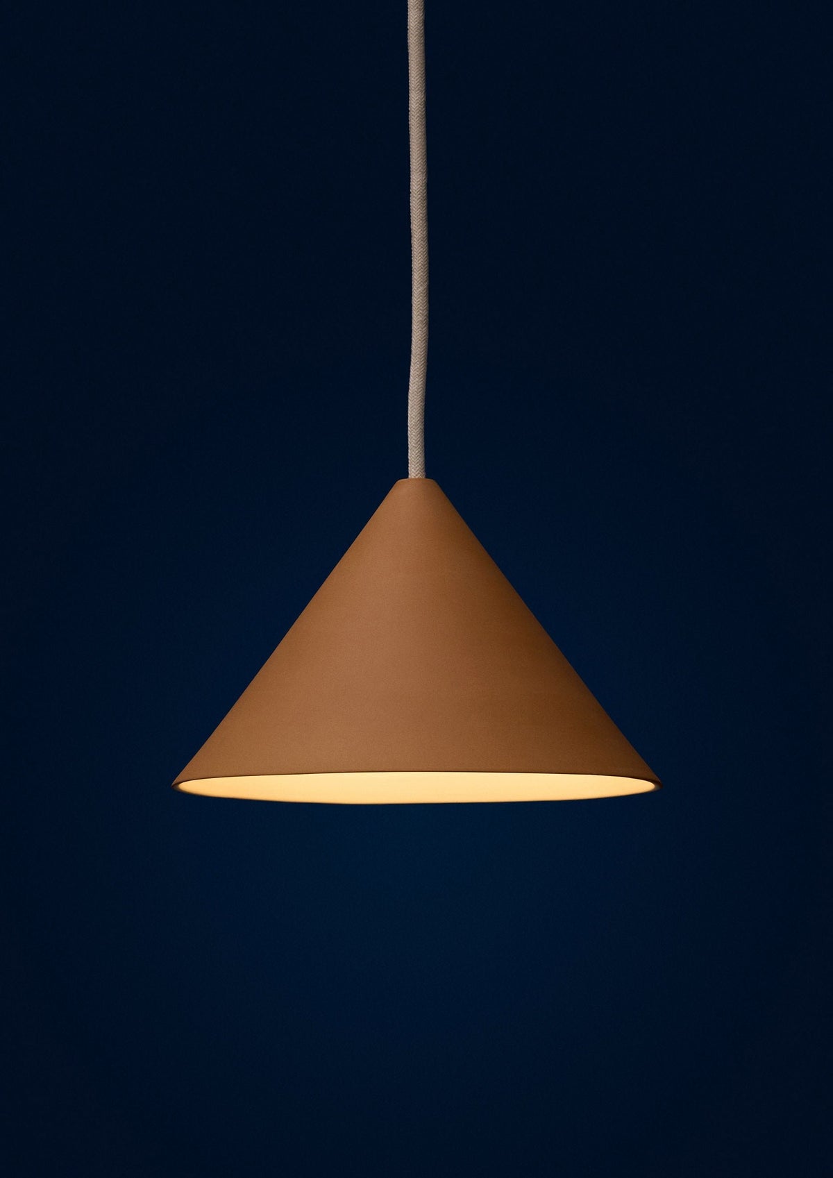 MOEBE – Ceramic Cone Pendant