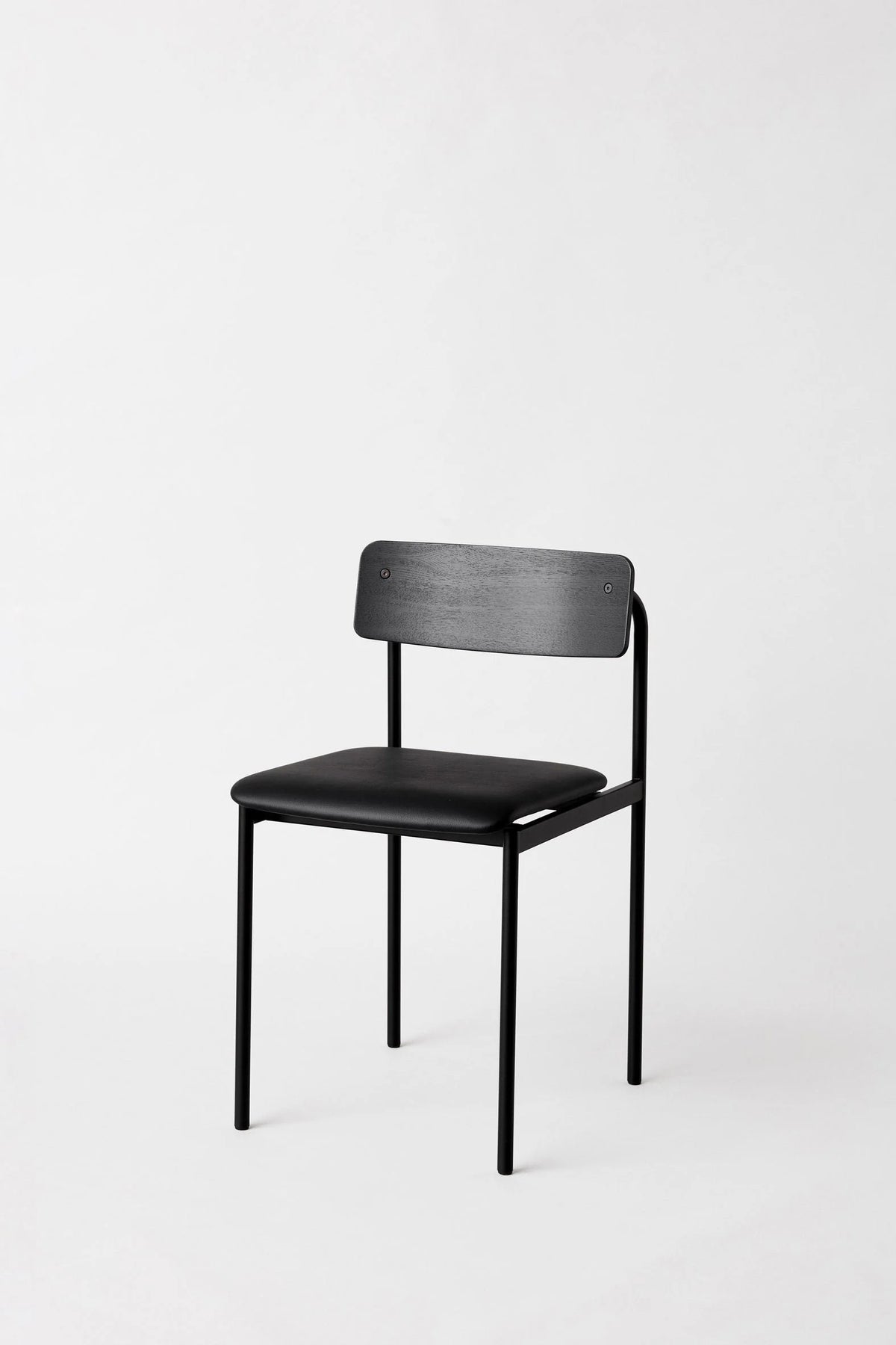 MOEBE – Offset Chair