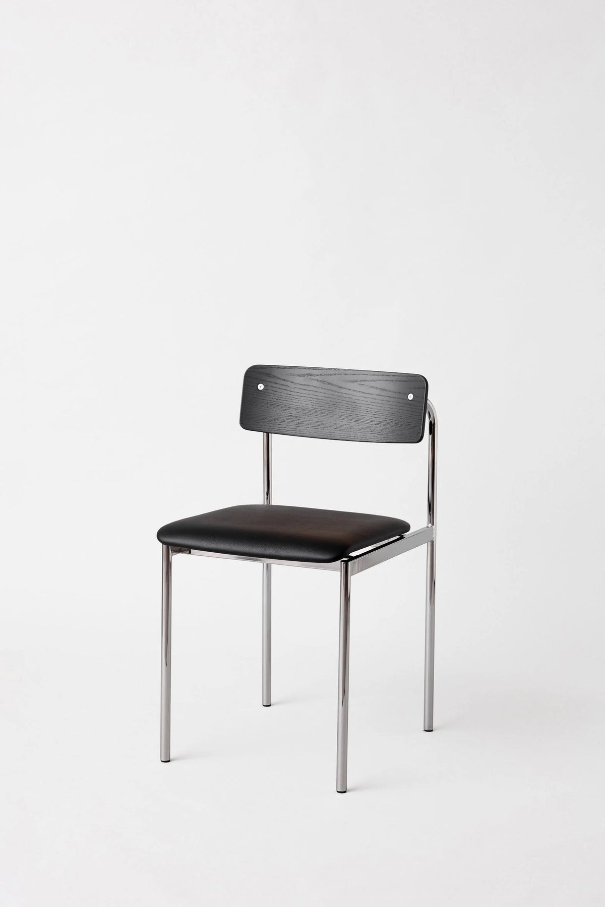 MOEBE – Offset Chair