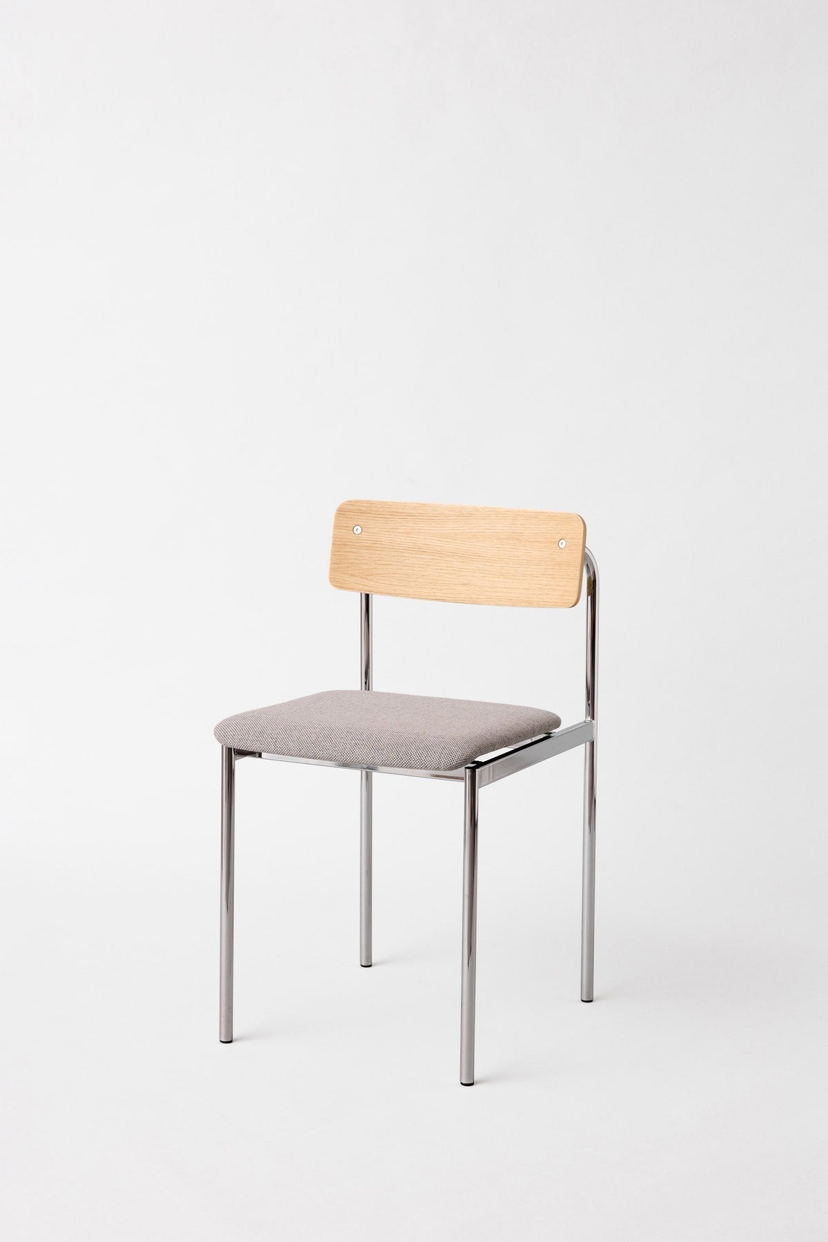 MOEBE – Offset Chair