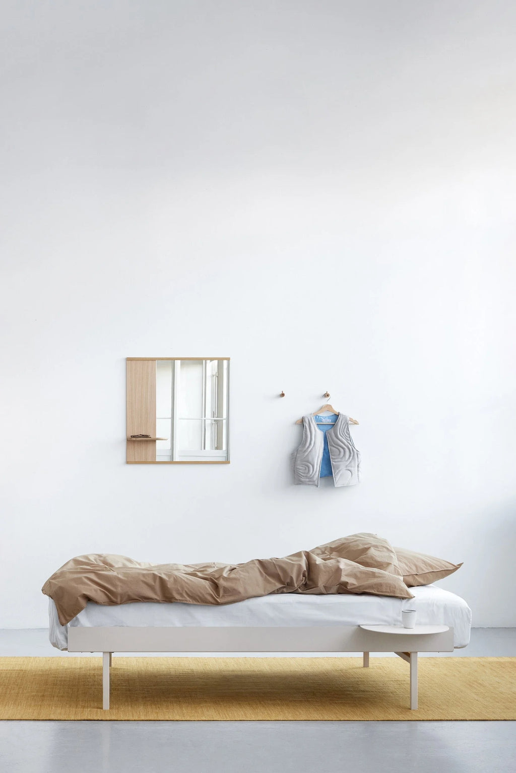 MOEBE – Bed 90 – 180 cm (High)