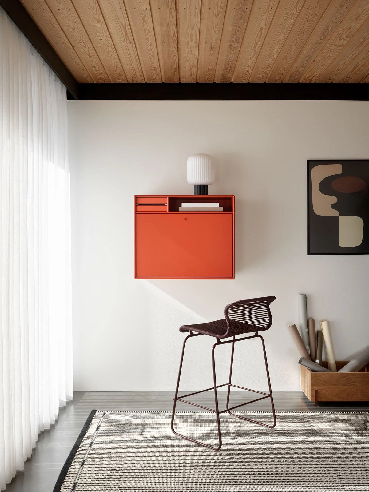 Montana – Studio secretary