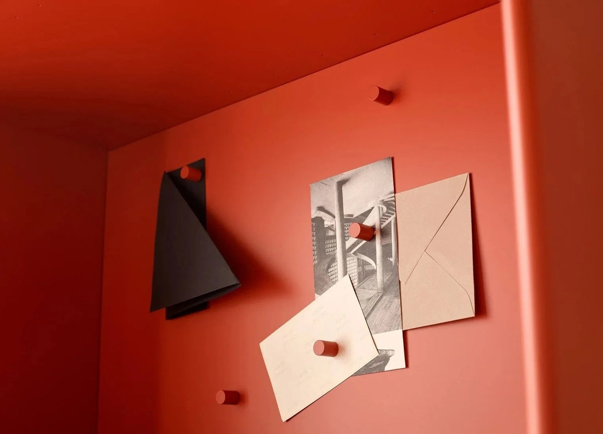 Montana – Studio secretary