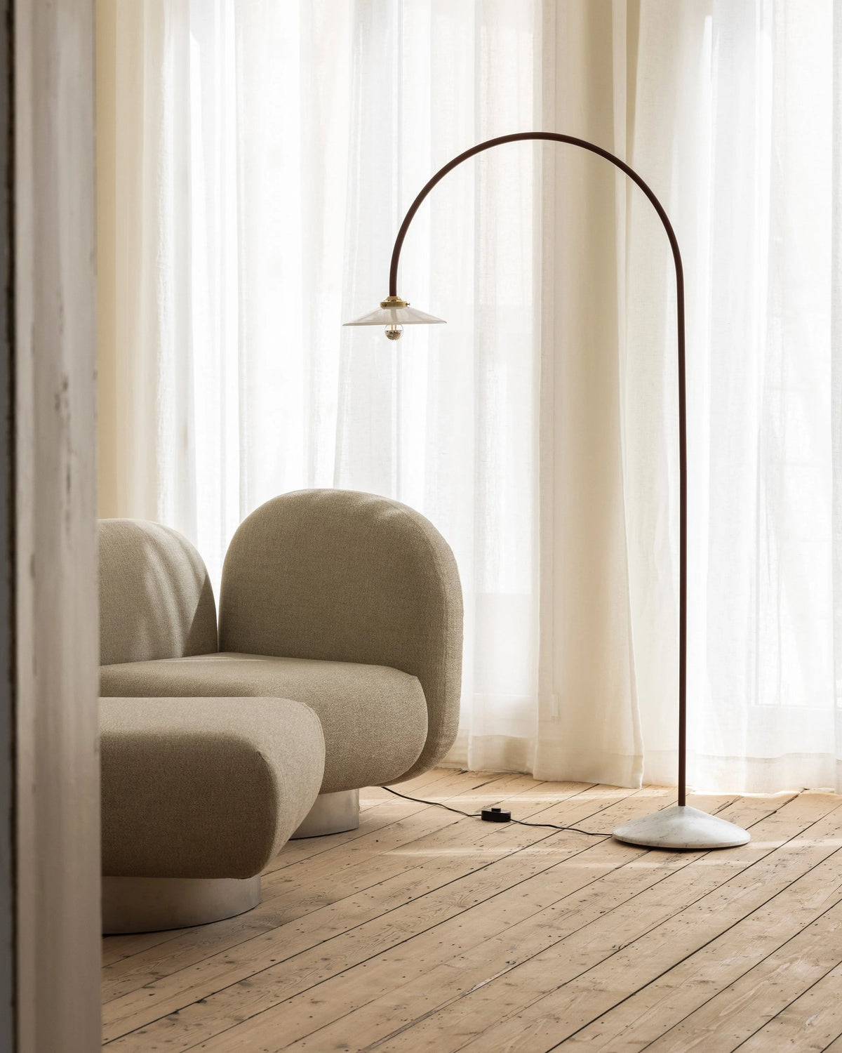 Valerie Objects – Standing Lamp Marble N°2 Black