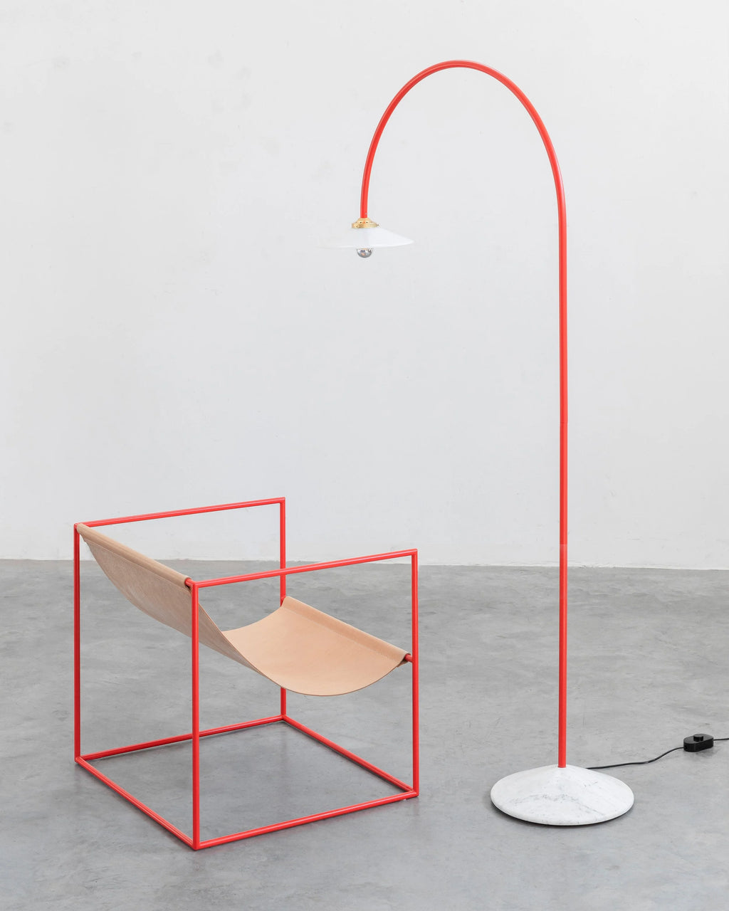 Valerie Objects – Standing Lamp Marble N°2 Red