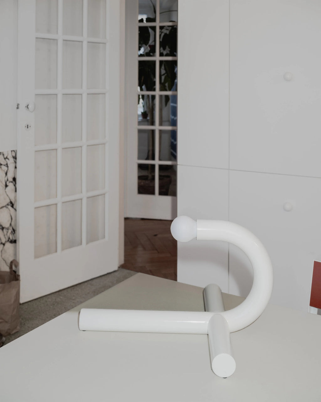 Valerie Objects – Table Lamp White La Tre E Mezzo Bianca