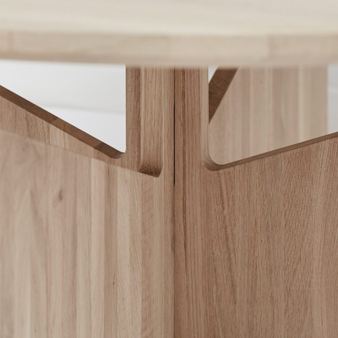 Kristina Dam – Table - Oak