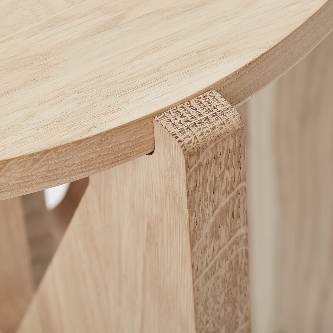 Kristina Dam – Table - Oak